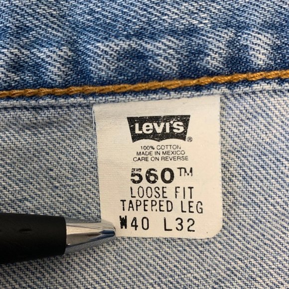 Vintage Men's 560 Levi's High Rise Mom Jeans - Picture 7 of 9